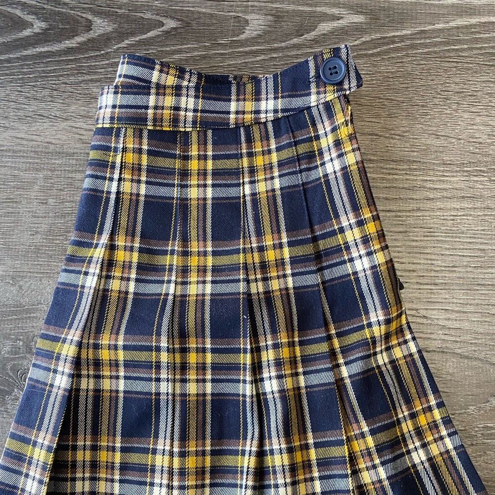 Forever 21 plaid skirt 11
